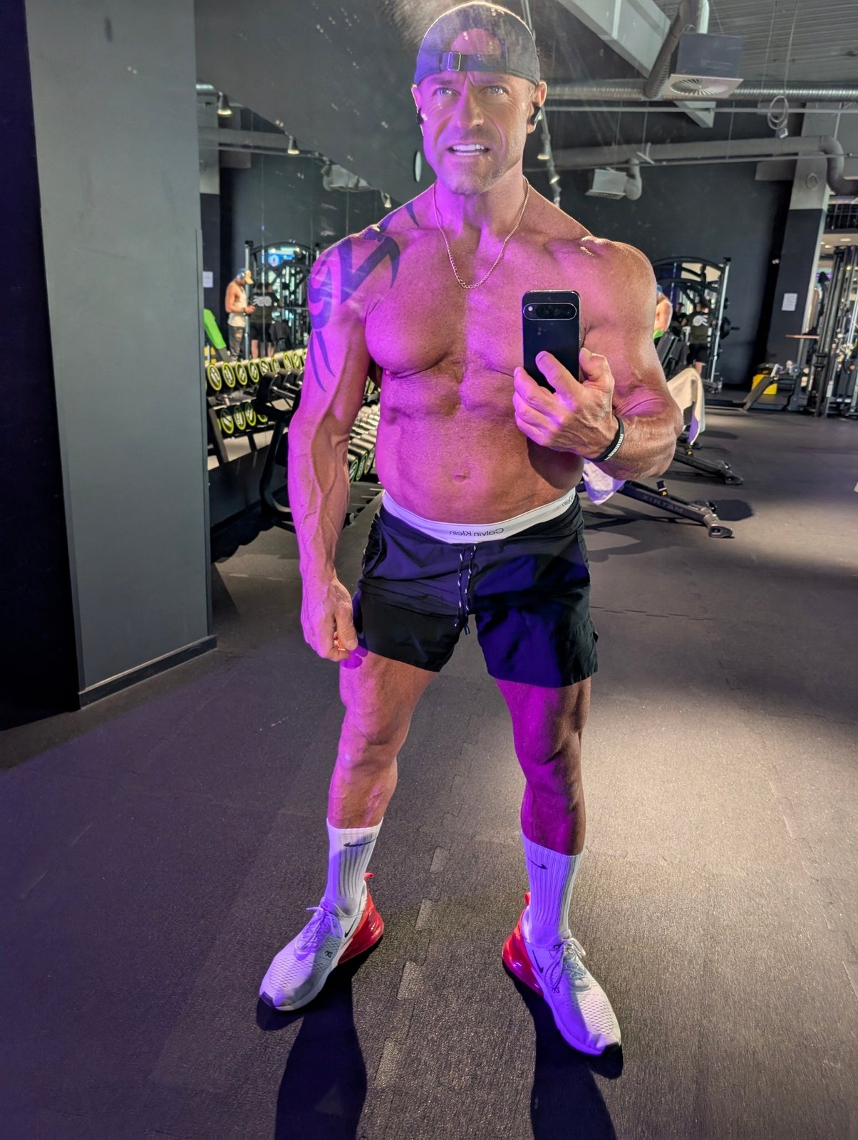 Stefan König Spiegelbild im Studio